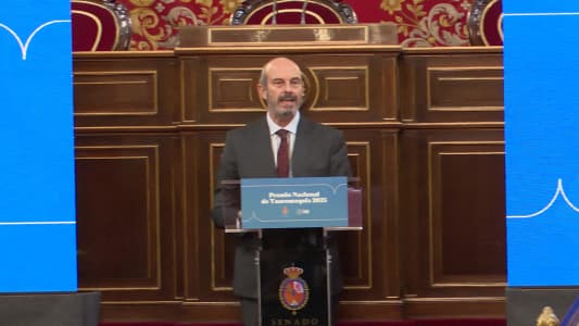 CURRO VAZQUEZ RECIBE EL PREMIO NACIONAL DE TAUROMAQUIA EN EL SENADO