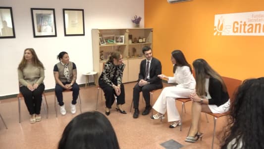LA REINA LETIZIA PRESIDE EL DIÁLOGO CON MUJERES GITANAS Y LA FUNDACIÓN SECRETARIADO GITANO